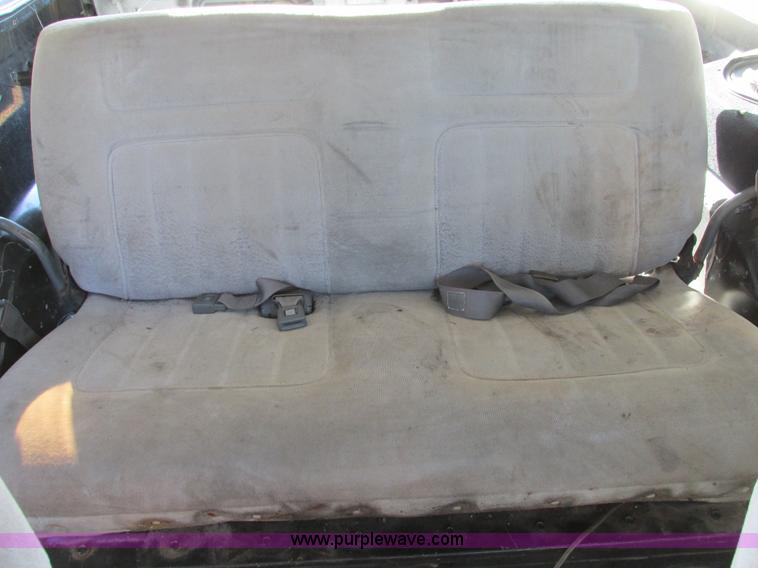 image for item F4124 1989 Chevrolet K5 Blazer SUV