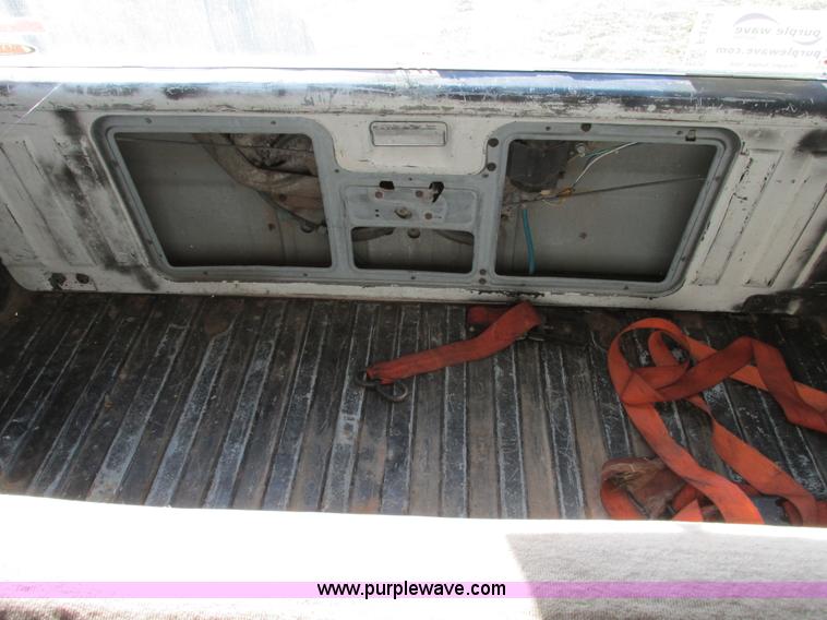 image for item F4124 1989 Chevrolet K5 Blazer SUV