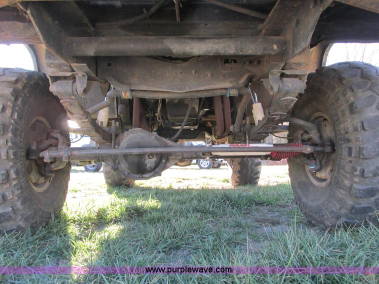 image for item F4124 1989 Chevrolet K5 Blazer SUV