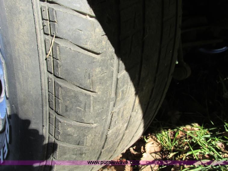 image for item F4126 1999 Lincoln Navigator SUV