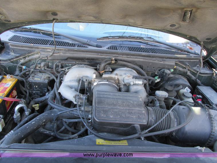 image for item F4126 1999 Lincoln Navigator SUV