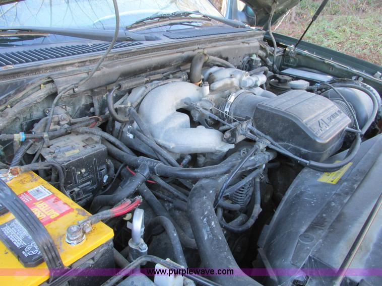 image for item F4126 1999 Lincoln Navigator SUV