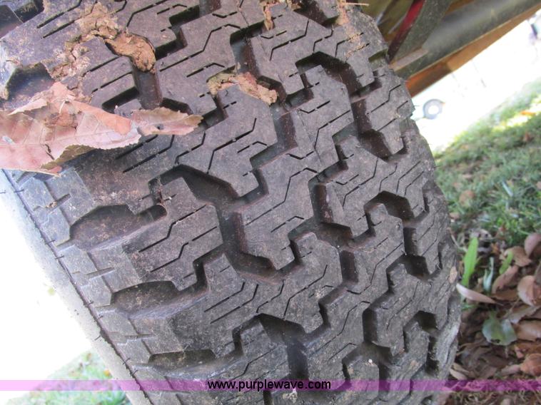 image for item F4153 2005 Hugh single axle trailer