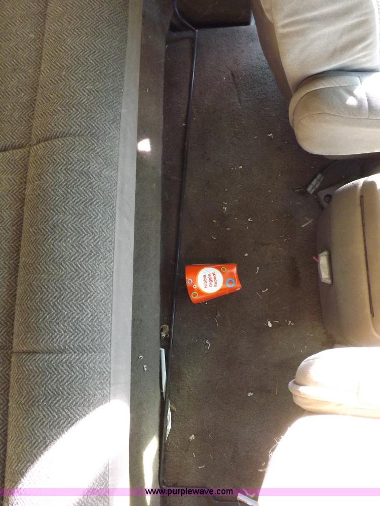 image for item F6359 1992 Ford Bronco XLT SUV