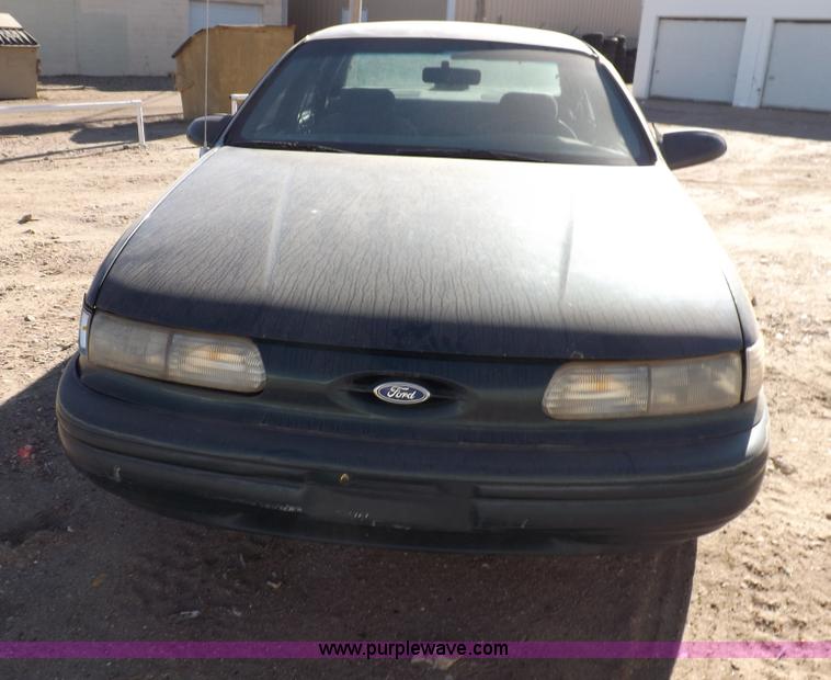 image for item F6360 1995 Ford Taurus