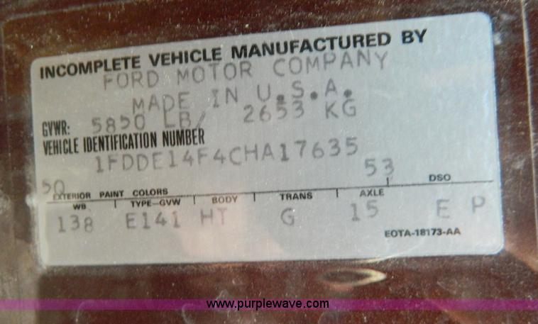 image for item G7668 1982 Ford Econoline E150 playtime van