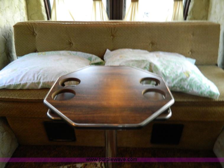 image for item G7668 1982 Ford Econoline E150 playtime van