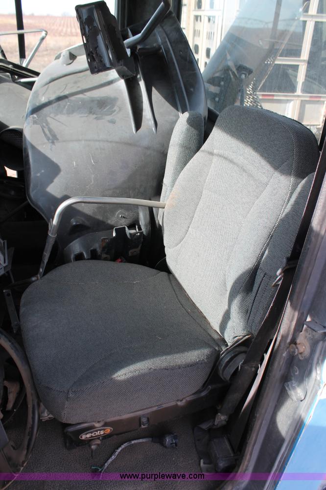 image for item O9354 2000 Mack CH613 semi truck