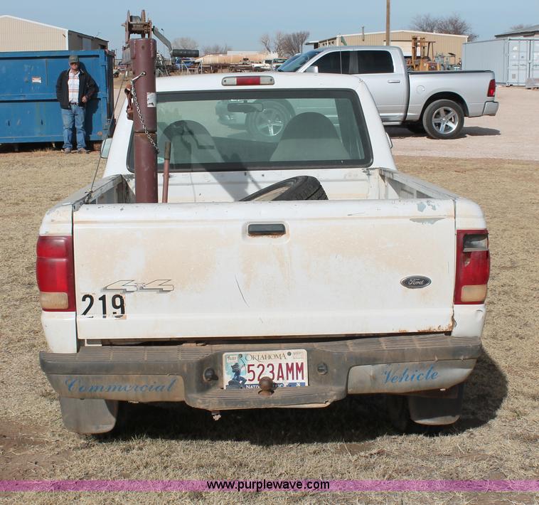 image for item O9360 2000 Ford Ranger SuperCab pickup truck