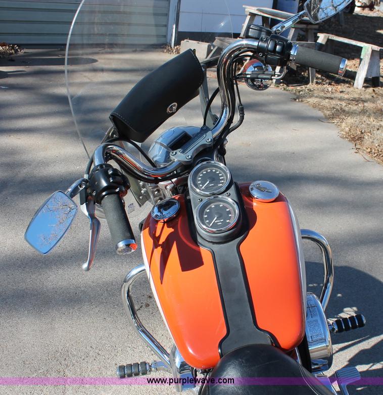 image for item O9398 1998 Harley Davidson Dyna Low Rider motorcycle