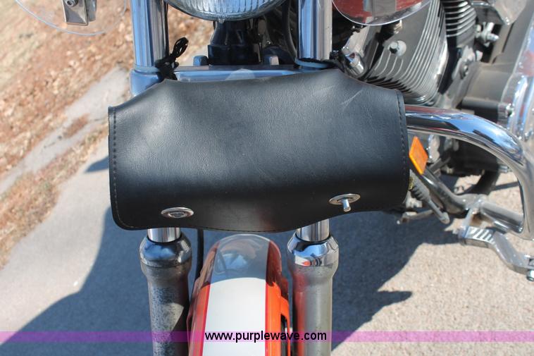 image for item O9398 1998 Harley Davidson Dyna Low Rider motorcycle