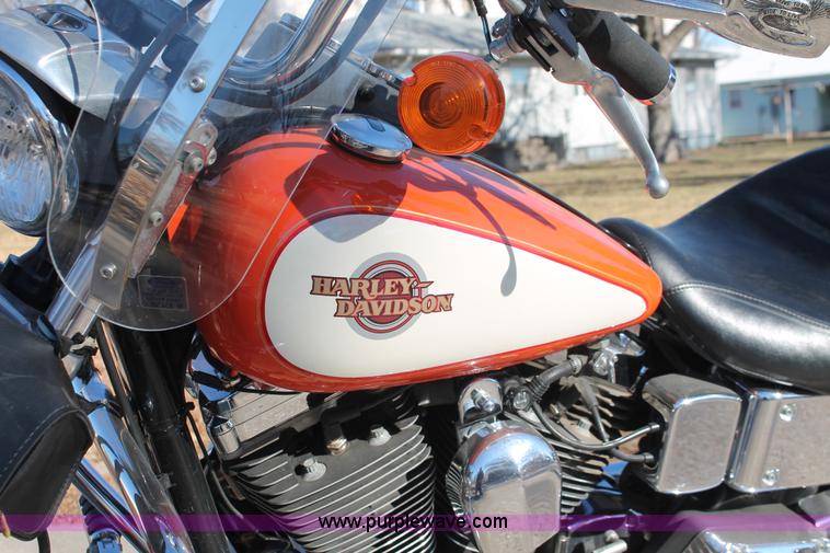 image for item O9398 1998 Harley Davidson Dyna Low Rider motorcycle