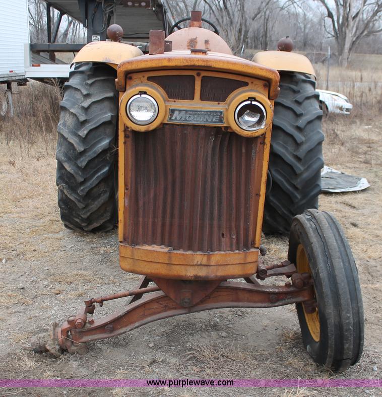 image for item O9453 1959 Minneapolis Moline G-VI tractor