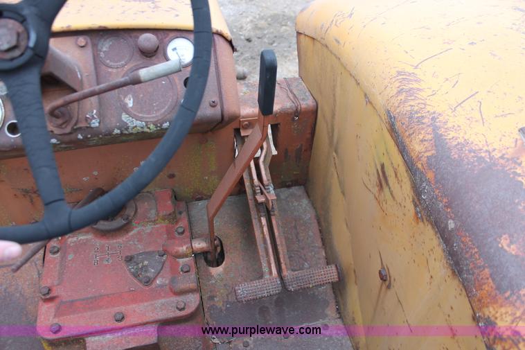 image for item O9453 1959 Minneapolis Moline G-VI tractor