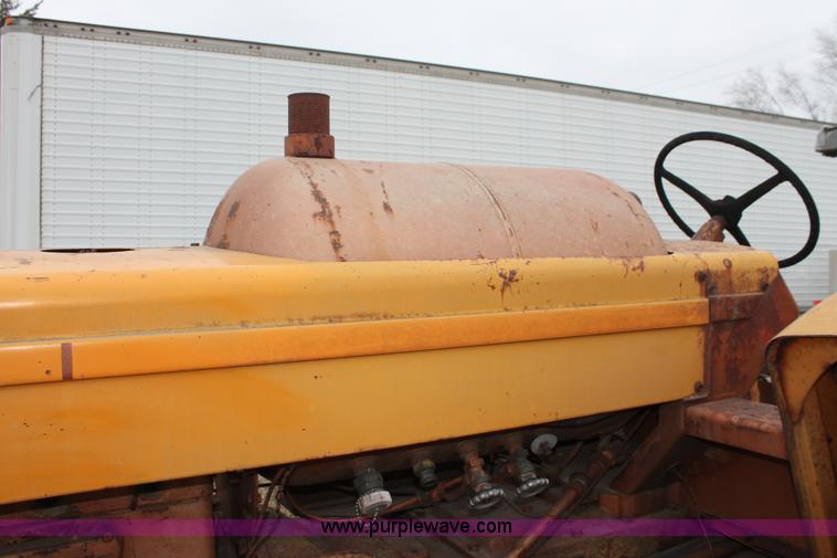 image for item O9453 1959 Minneapolis Moline G-VI tractor