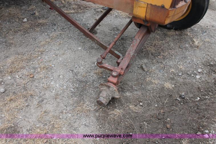 image for item O9453 1959 Minneapolis Moline G-VI tractor