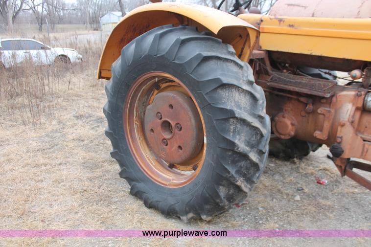 image for item O9453 1959 Minneapolis Moline G-VI tractor