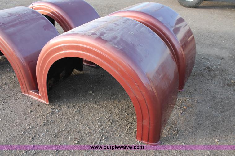 image for item O9460 Dual half semi tractor truck fender set