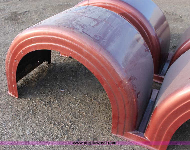 image for item O9460 Dual half semi tractor truck fender set