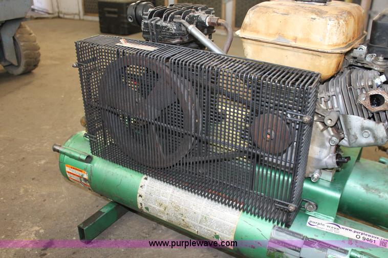 image for item O9461 Speedaire Cast Iron series air compressor