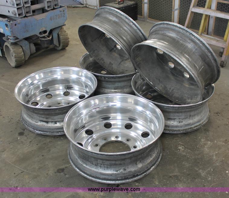 image for item O9463 (6) Alcoa Forged 24.5 x 8.25 wheels