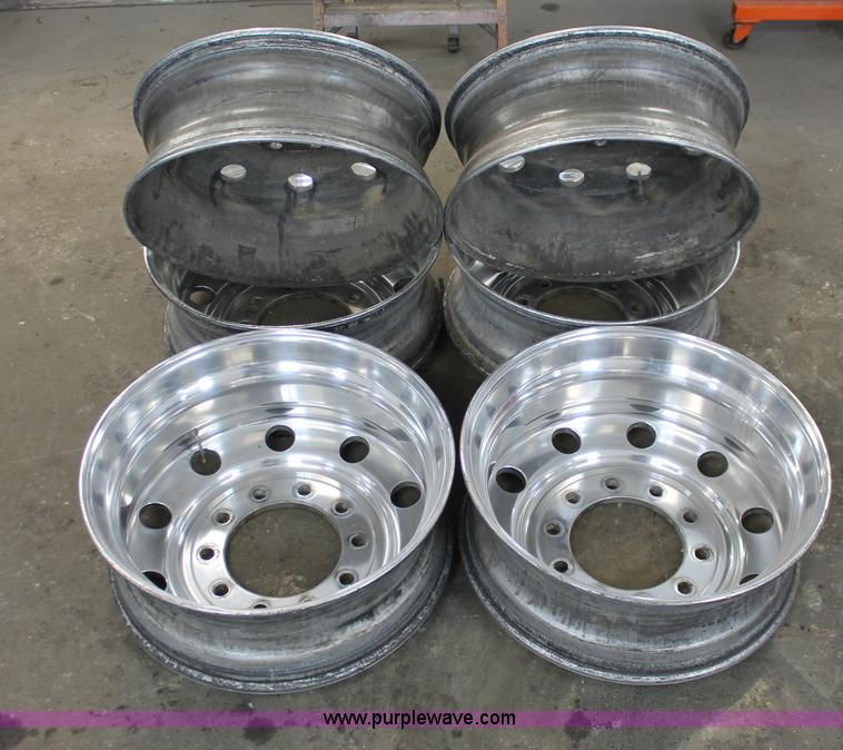 image for item O9463 (6) Alcoa Forged 24.5 x 8.25 wheels