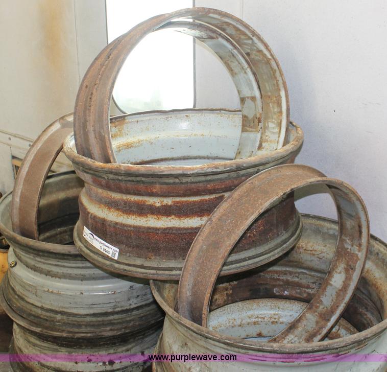 image for item O9465 (8) Dayton Accuride rims