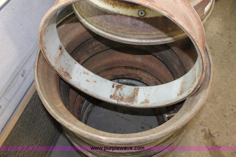 image for item O9465 (8) Dayton Accuride rims