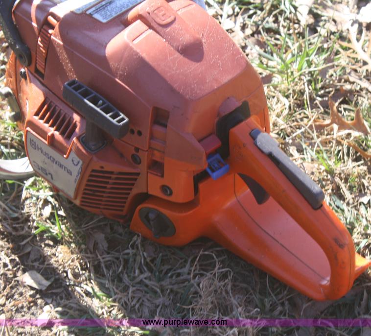 image for item O9831 Husky 351 chainsaw