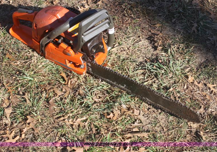 image for item O9831 Husky 351 chainsaw
