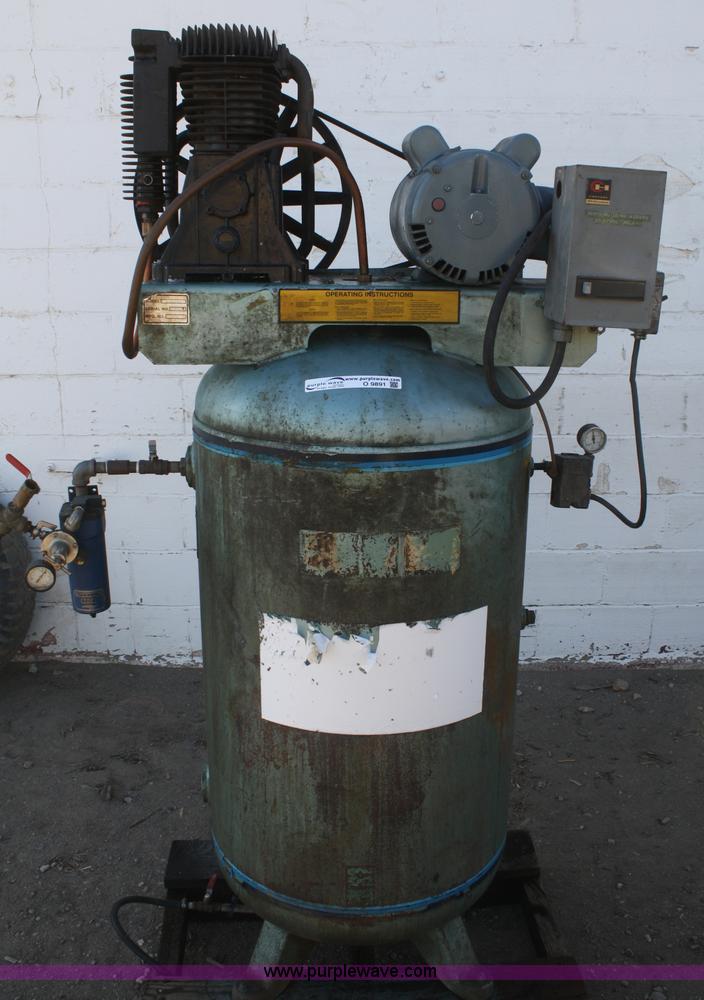 image for item O9891 Buckeye air compressor