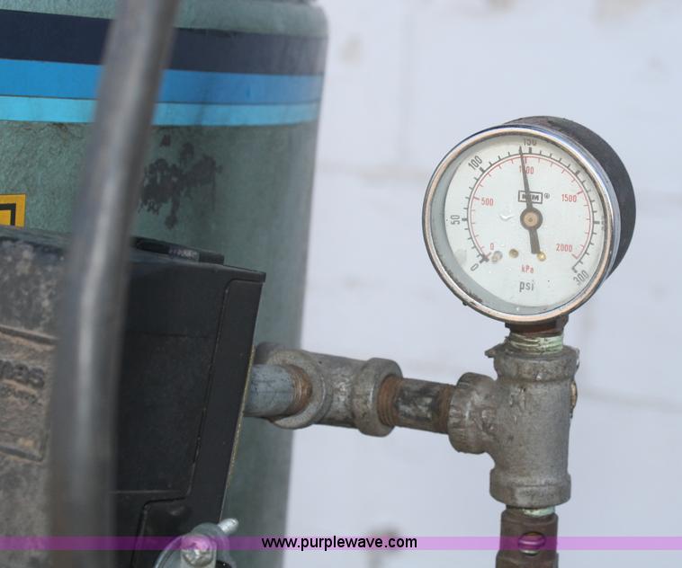 image for item O9891 Buckeye air compressor