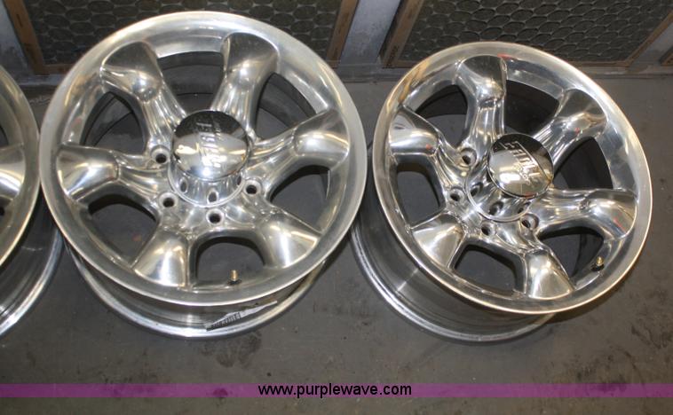 image for item O9897 (4) 16x8 wheels