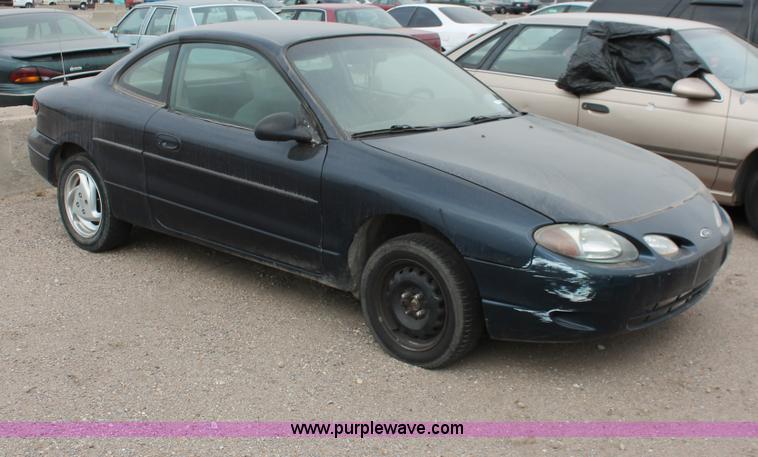 image for item O9364 2002 Ford ZX2