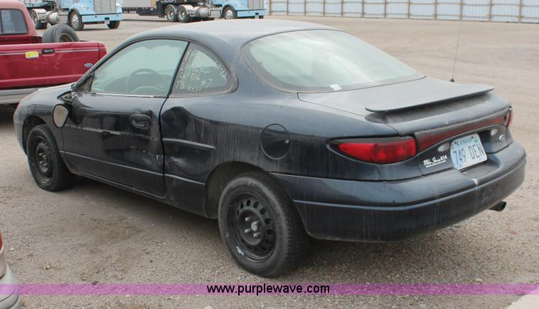 image for item O9364 2002 Ford ZX2