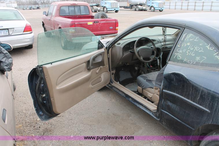 image for item O9364 2002 Ford ZX2