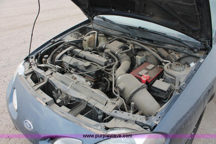 image for item O9364 2002 Ford ZX2