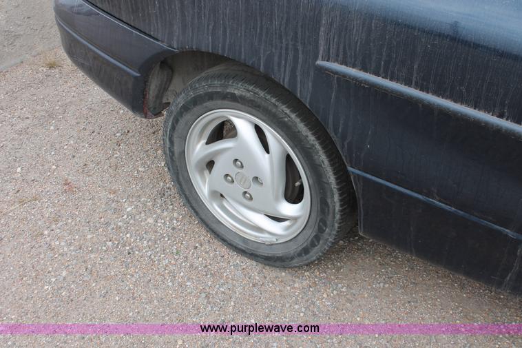 image for item O9364 2002 Ford ZX2