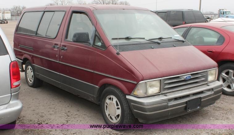 image for item O9368 1993 Ford Aerostar XLT