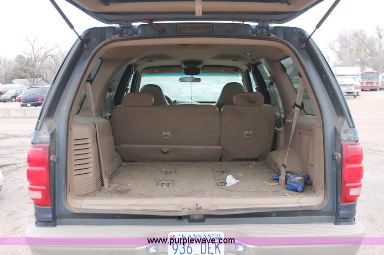 image for item O9369 1998 Ford Expedition Eddie Bauer SUV