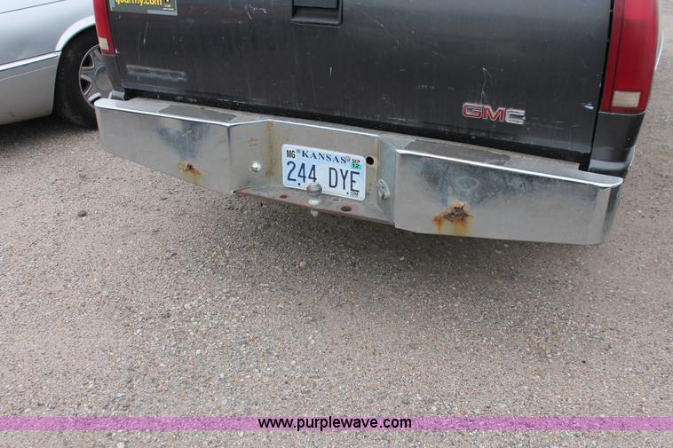 image for item O9370 1992 GMC Sierra 1500 pickup truck