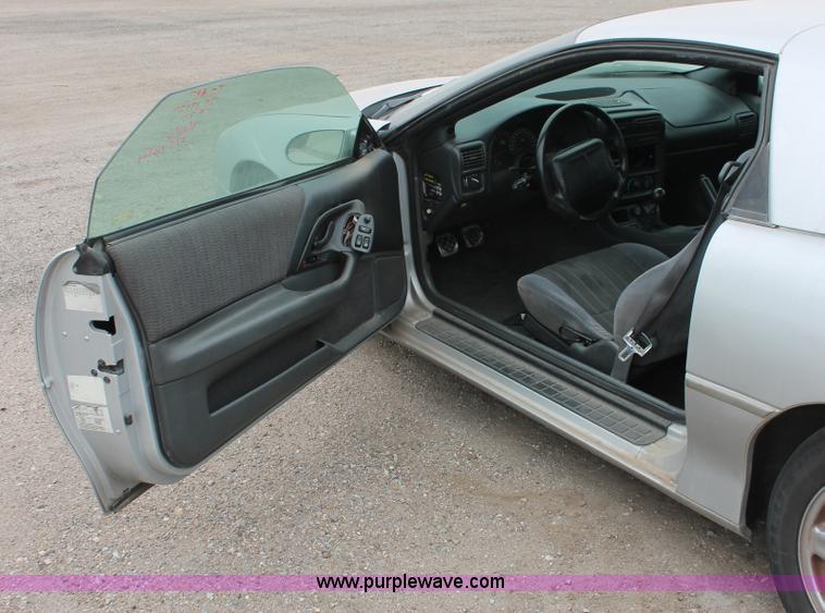 image for item O9371 1998 Chevrolet Camaro