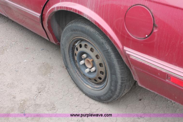 image for item O9373 1994 Oldsmobile Cutlass Ciera S