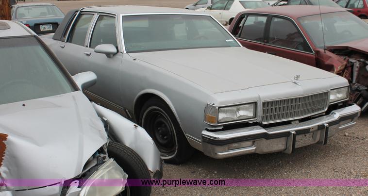 image for item O9374 1988 Chevrolet Caprice Classic Brougham