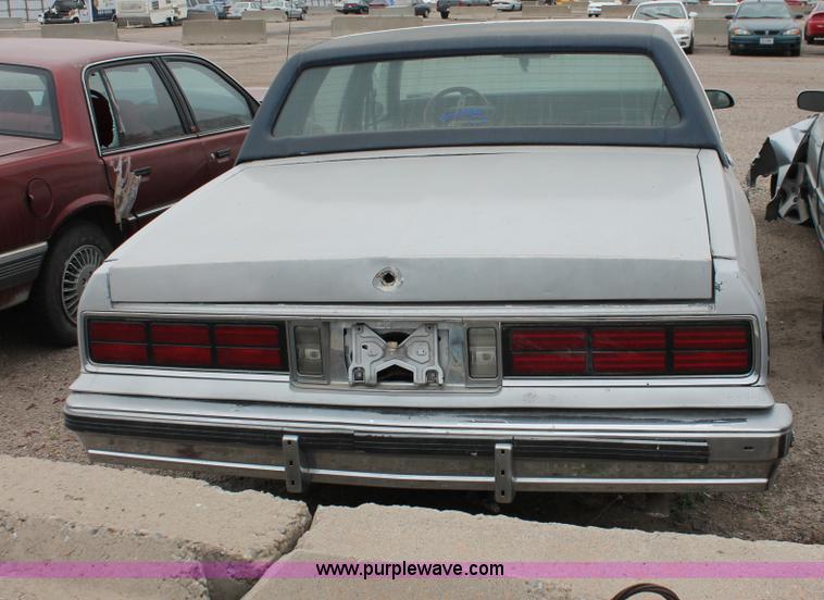 image for item O9374 1988 Chevrolet Caprice Classic Brougham