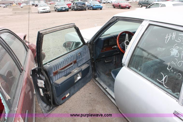 image for item O9374 1988 Chevrolet Caprice Classic Brougham