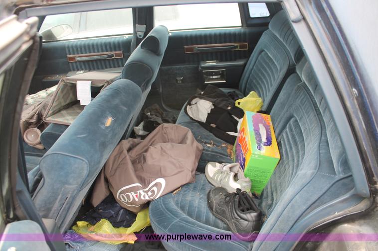 image for item O9374 1988 Chevrolet Caprice Classic Brougham