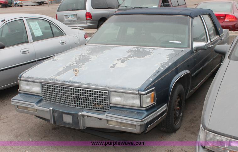 image for item O9375 1987 Cadillac DeVille