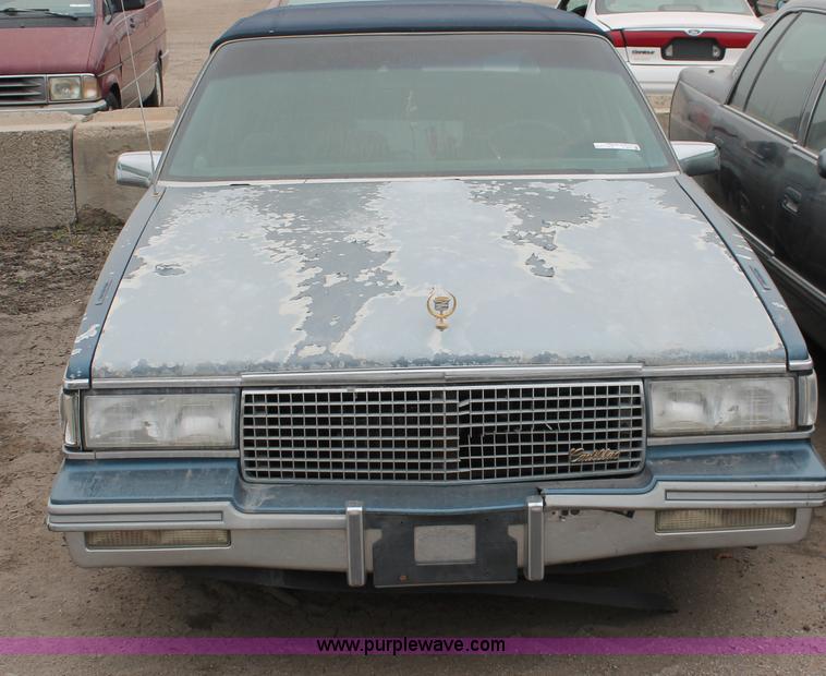 image for item O9375 1987 Cadillac DeVille