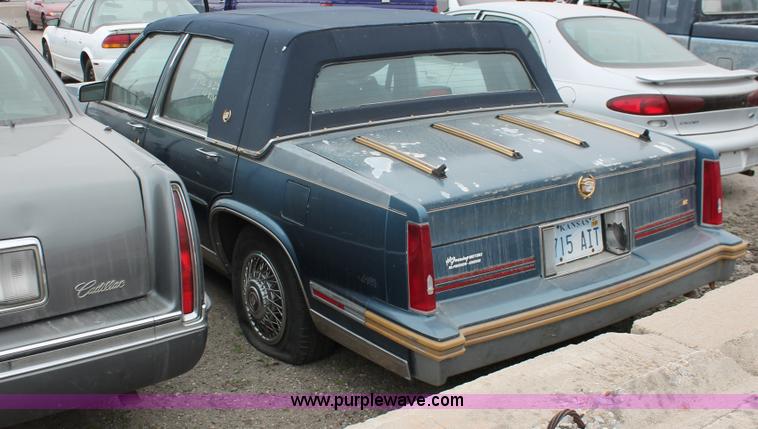 image for item O9375 1987 Cadillac DeVille